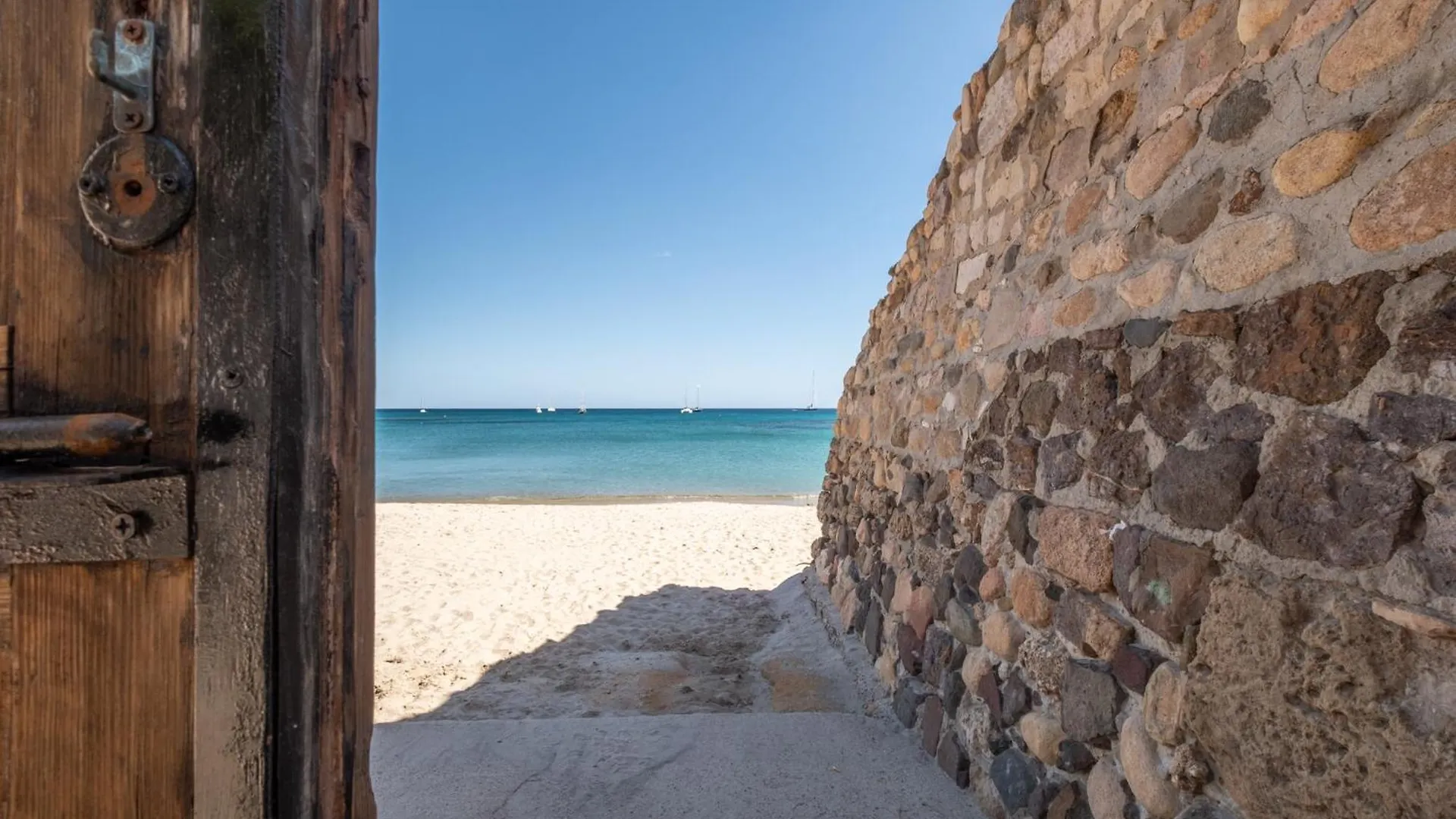 Villa Olga Con Accesso Privato Alla Spiaggia Di Nora Pula